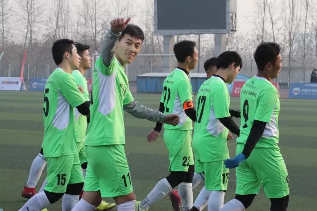 曼联求购20岁左路好手遭拒 或再报价4000万欧元