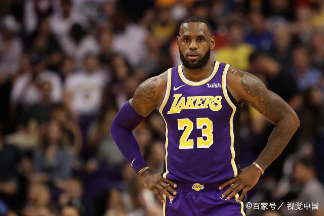 迪文琴佐32分尼克斯送灰熊6连败 热火大胜魔术